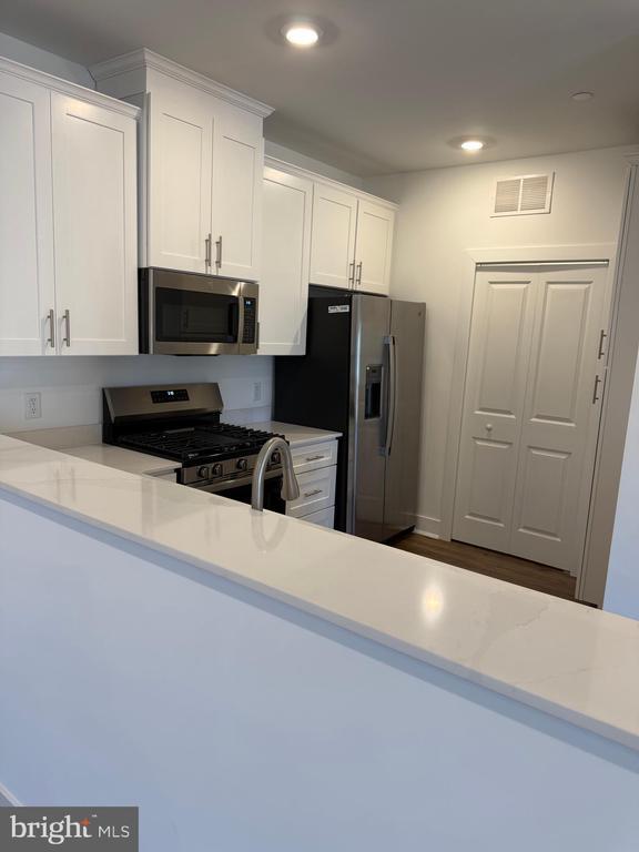 Building Photo - 2204 Prince Hall Dr