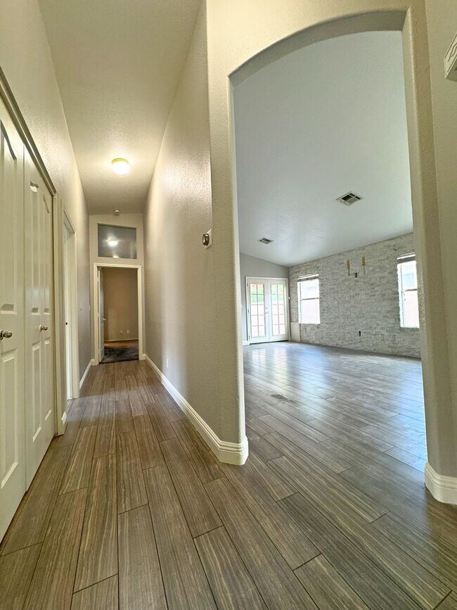 Building Photo - Fully renovated with a contemporary flair ...