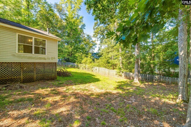 Building Photo - 19 Caddis Creek Ct