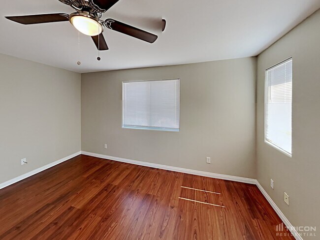 Building Photo - 11909 Fairfax Ridge St