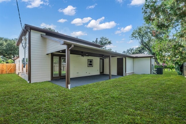 Building Photo - 9630 Vilven Ln
