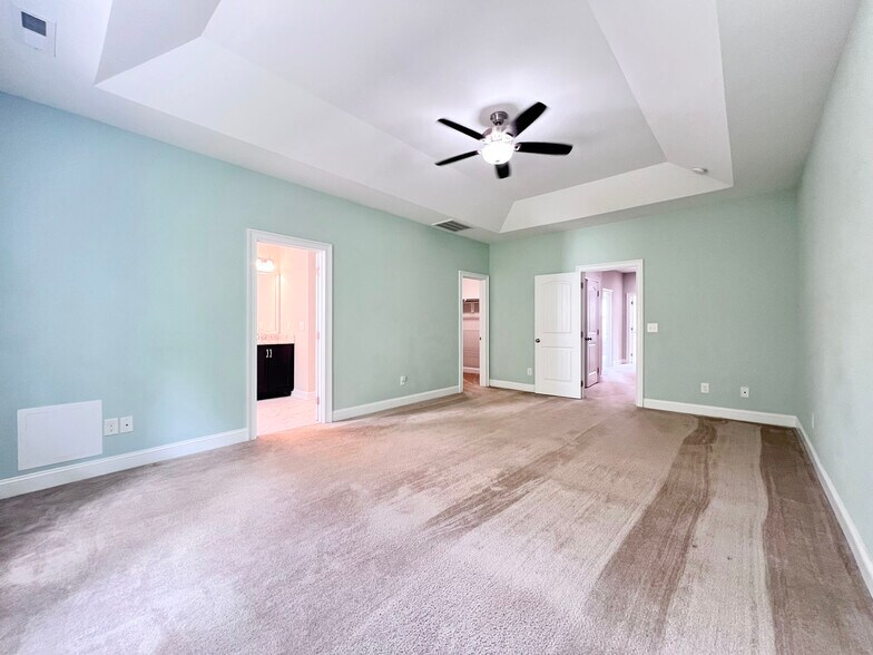 Building Photo - 156 Wildfell Trl