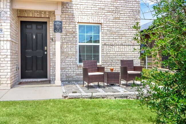 Building Photo - ASK ABOUT FREE APPLICATION FEES THROUGH AUGUST!  PRICE REDUCED!! Landscaping Included! Charming 3...