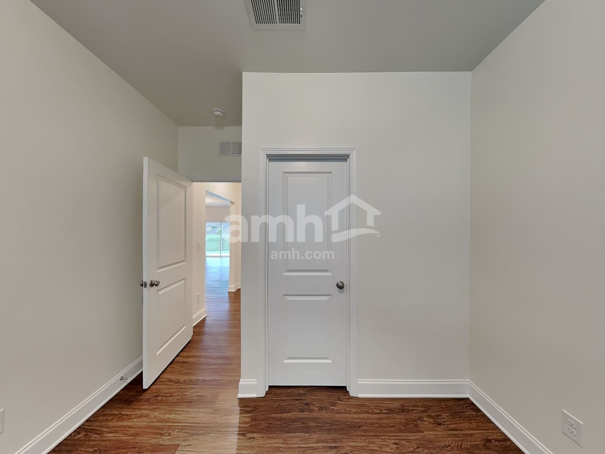 Building Photo - 103 Garrison Grv Ct