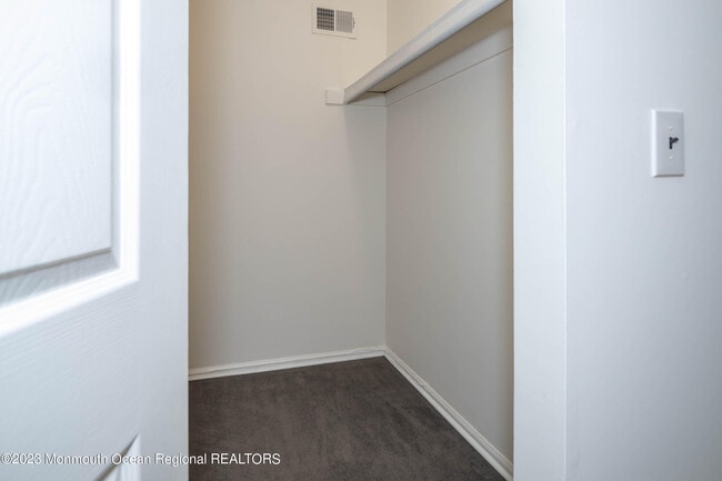 Building Photo - 90 Quince Ct