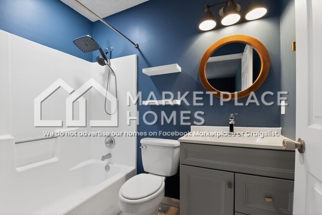 Building Photo - 114 Oak Ct