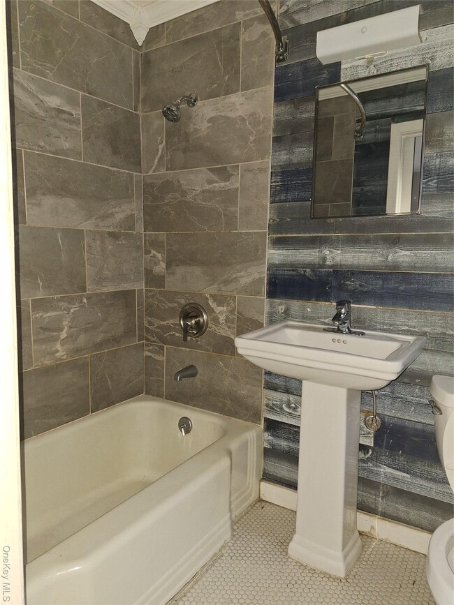 Building Photo - 343 Washington Ave