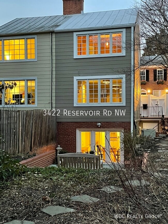 Building Photo - 3422 Reservoir Rd NW