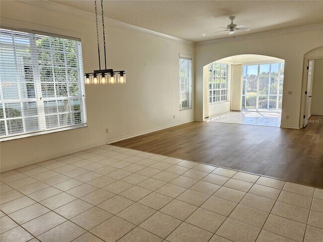 Building Photo - 835 Chalmers Dr