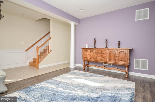 Building Photo - 307 Ridgemont Ave