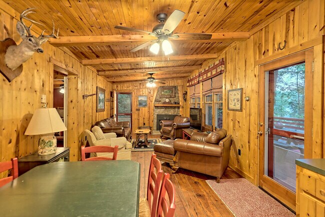 Building Photo - 6180 Crow Creek Rd