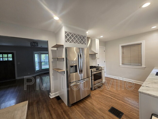 Building Photo - 4224 Briarwood Rd