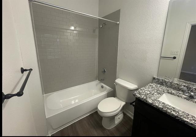 Building Photo - 8605 Ellis Dr