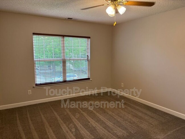 Building Photo - 2032 Beckwith Ln