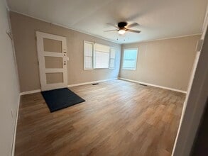 Building Photo - 1607 N 70th Ave
