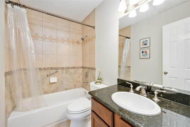 Building Photo - 4515 Briar Hollow Pl