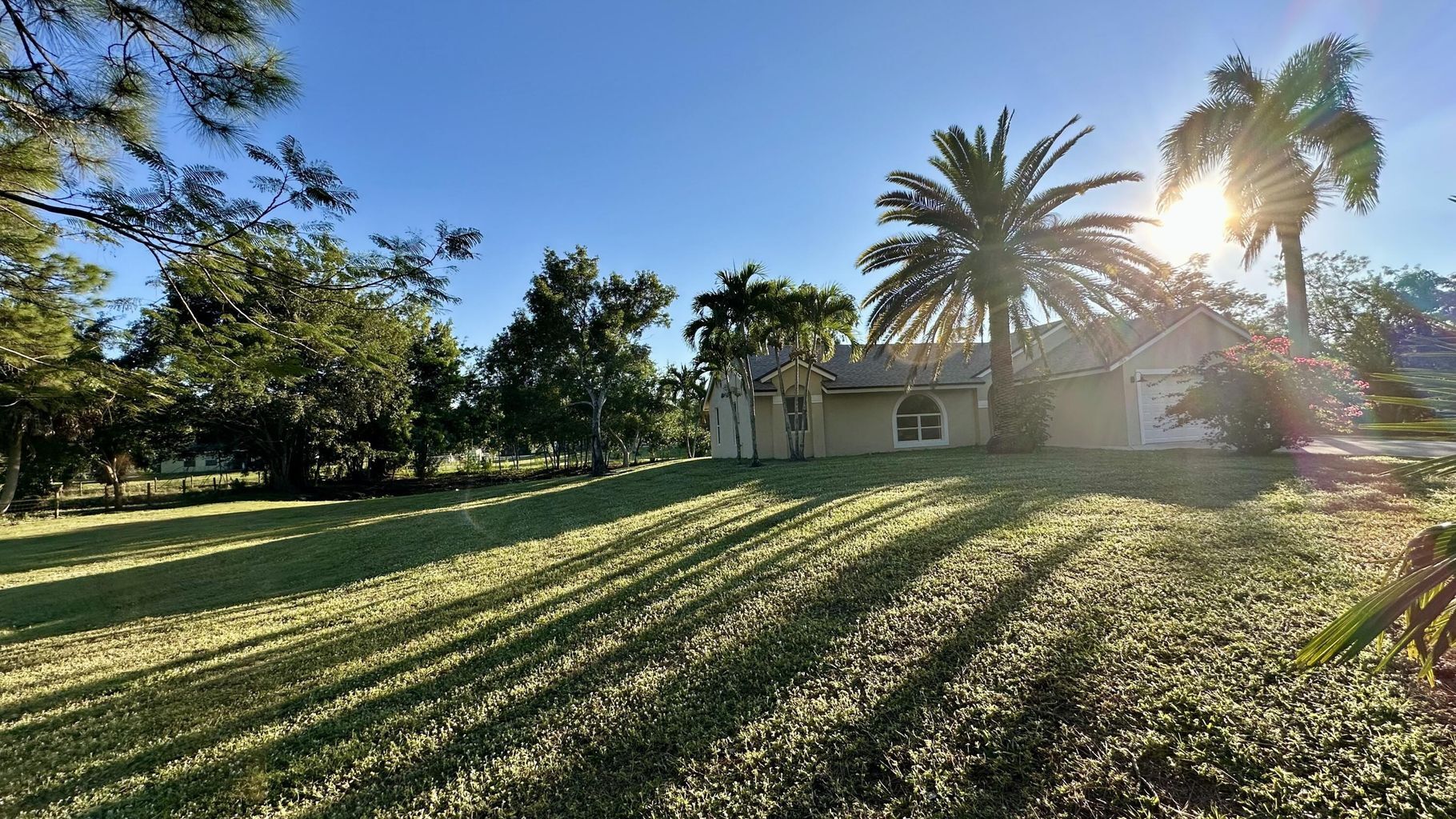 Building Photo - 12816 67th St N