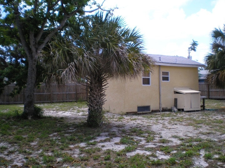 Building Photo - 936 SE Nassau Ave