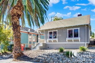 Building Photo - 417 El Dorado St