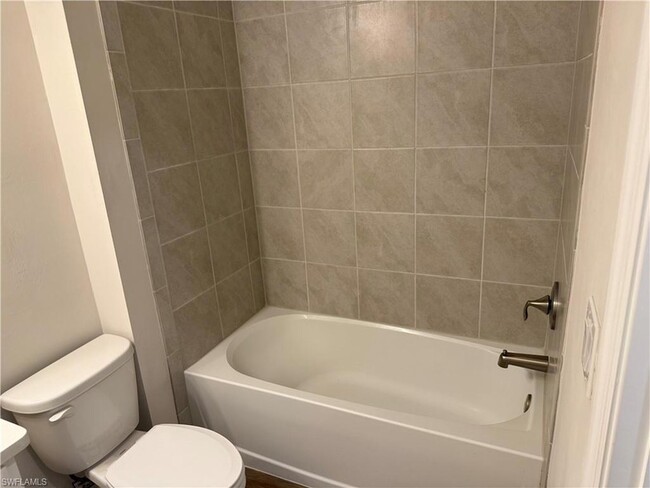Building Photo - 1273 Enbrook Lp