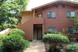 Building Photo - Super cute 2 bedroom condo in great Rock Hill location!