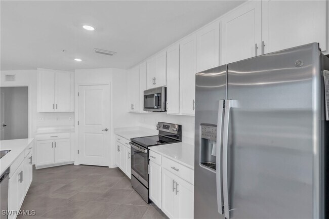 Building Photo - 5454 Double Eagle Cir
