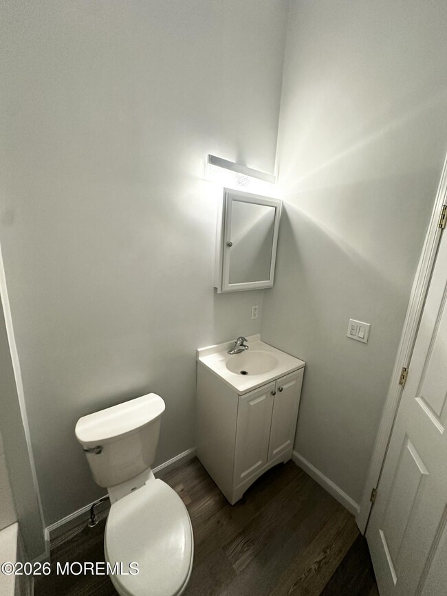 Building Photo - 55 Cutters Dock Rd