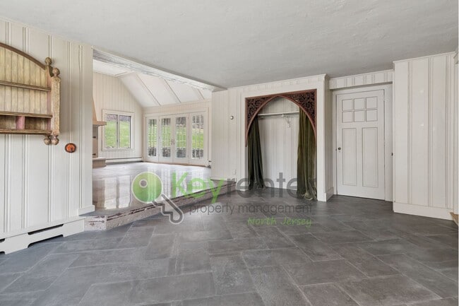 Building Photo - Charming 4-Bedroom Home on 2 Acres—Woods, Trails & Exceptional Storage