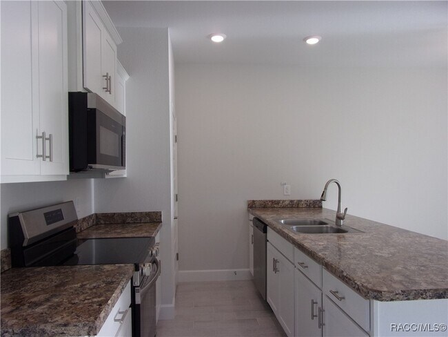 Building Photo - 219 Bittern Lp