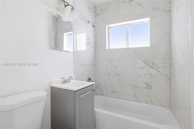 Building Photo - 1202 NW 34th St