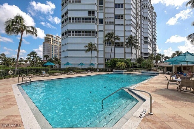 Building Photo - 4401 Gulf Shore Blvd N