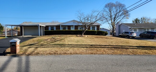 2nd Front - 7706 Berkshire Blvd