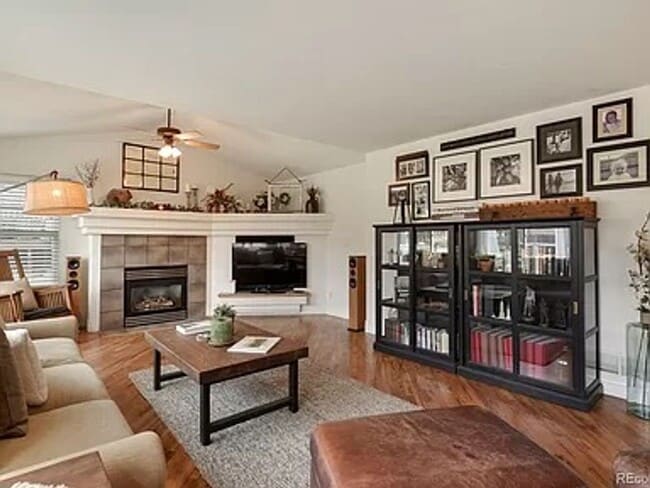 Building Photo - Beautiful 5 Bed, 4 Bath Home in D-12, Minutes from Ft. Carson, Shopping and Downtown