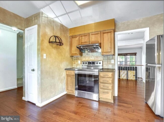 Building Photo - 3151 Borge St