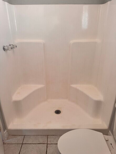 Building Photo - 2120 El Domingo Cir