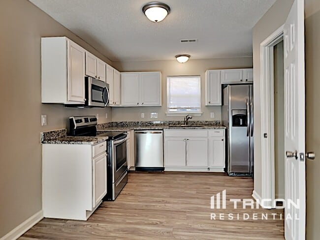 Building Photo - 4010 Tuckers Glen Ln