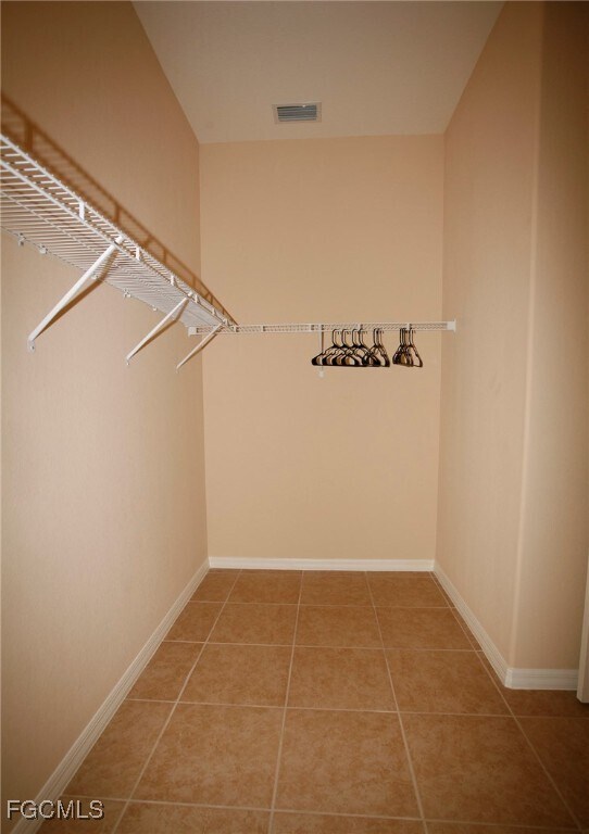 Building Photo - 11070 Esteban Dr