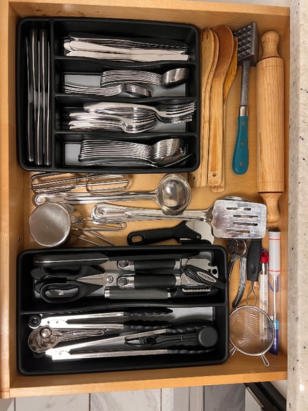 Building Photo - 417 1st St S