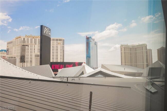 Building Photo - 3726 S Las Vegas Blvd