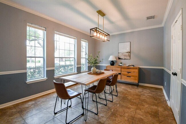 Building Photo - 20815 Winlock Trace Dr