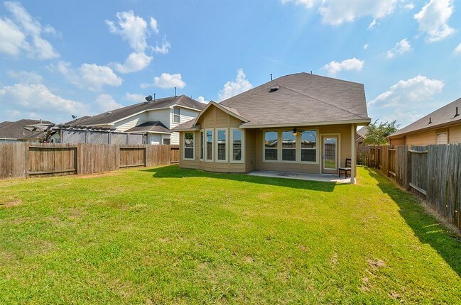 Building Photo - 21906 Cascade Hollow Ln