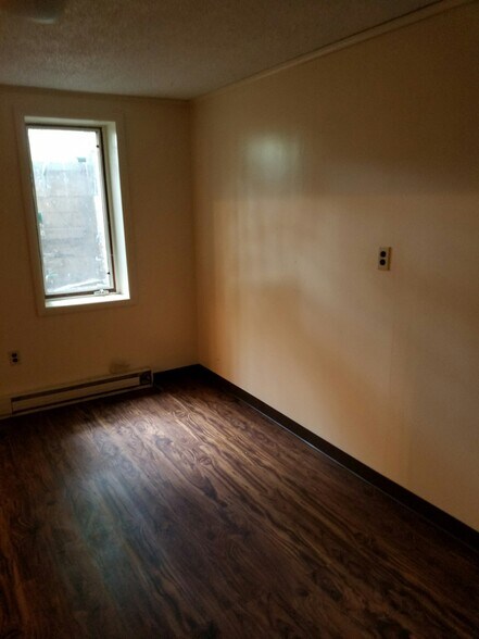Building Photo - 184 Legion Ln