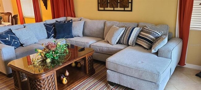 Building Photo - 2310 Palm Tree Dr