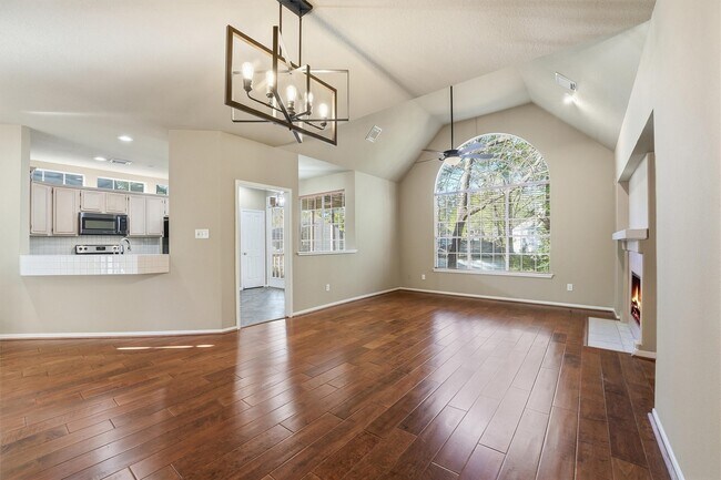 Building Photo - 56 Lakeridge Dr