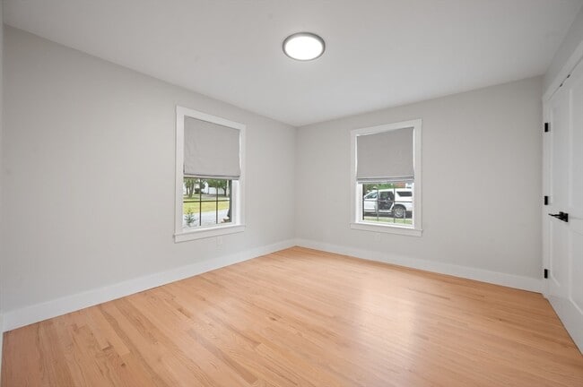 Building Photo - 19 Whitehorse Rd