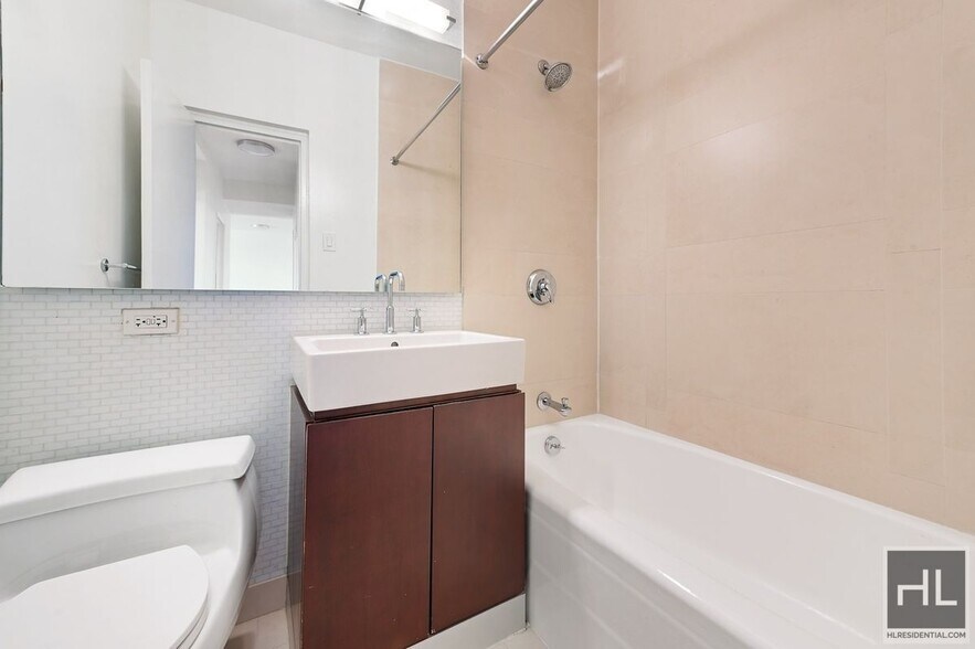 Building Photo - EAST 63 STREET