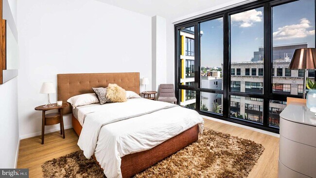 Building Photo - 1357 R St NW