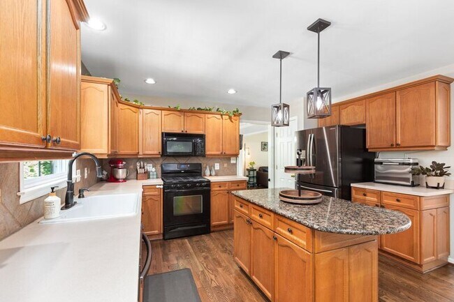 Building Photo - 4814 Integrity Ct