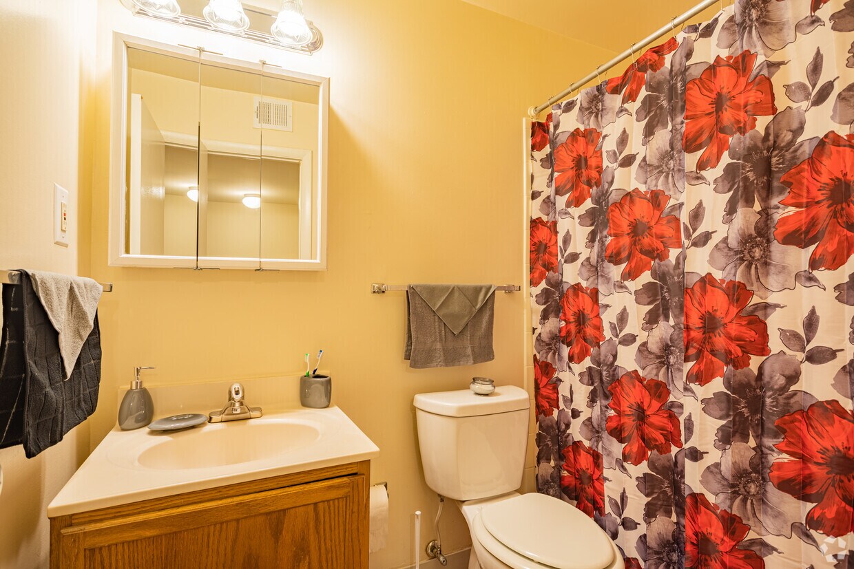 Forest Village Apartments Fredericksburg