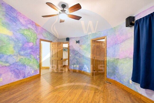 Building Photo - 84 Loveland Vis